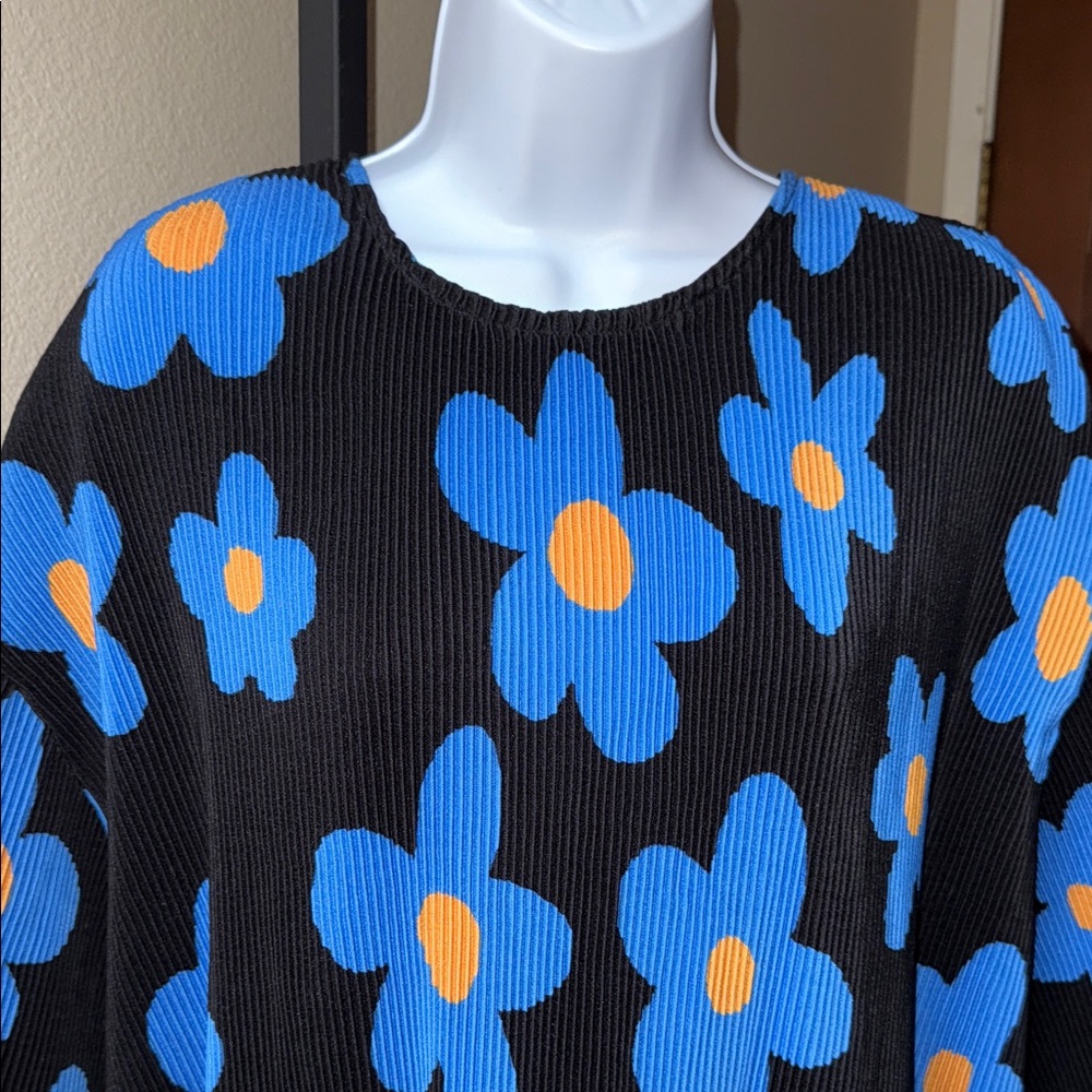Arthur Apparel Crimped Oversized Top Dress Black Blue Orange Floral Design Sz 10 - Picture 2 of 5